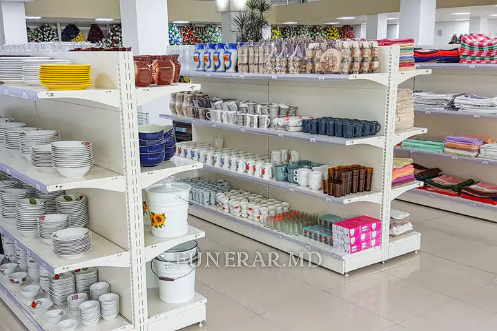 Veselă şi textile de pomană